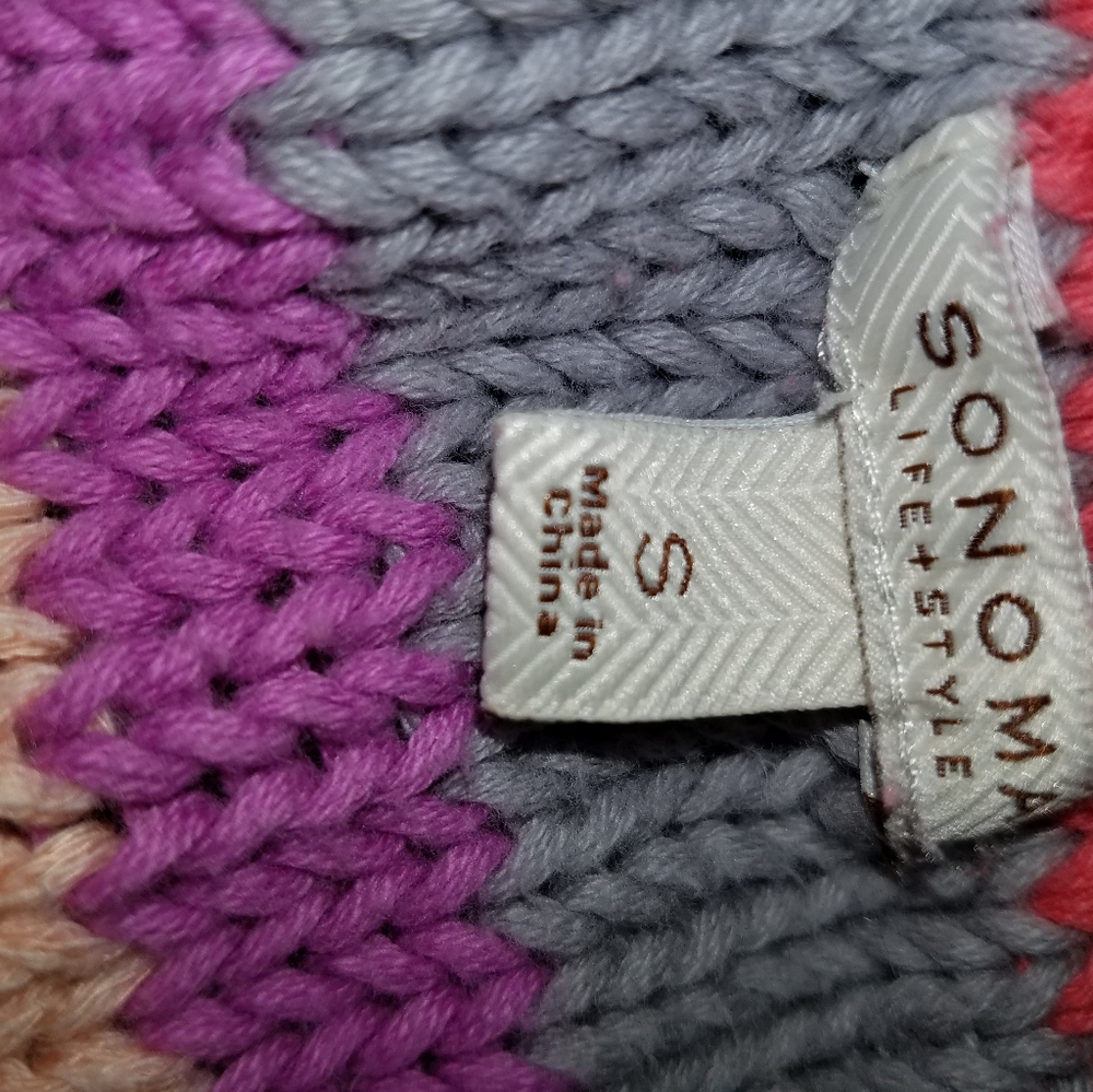 sweater - Picture 2 of 2